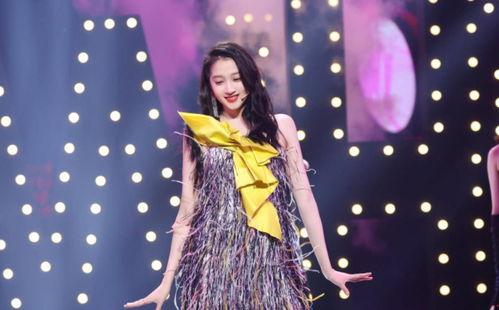 关晓彤鹿晗最新爆料图片,甜蜜瞬间曝光,恋情升温引热议  第2张 关晓彤鹿晗最新爆料图片,甜蜜瞬间曝光,恋情升温引热议  第2张