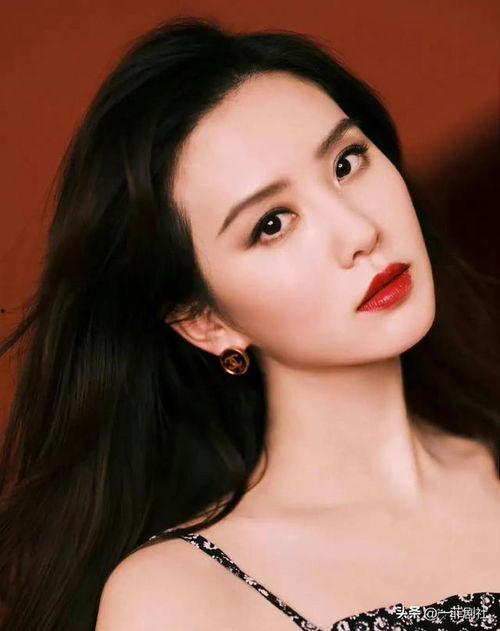 娱乐圈女明星吃瓜爆料,揭秘明星背后的秘密与真相  第3张 娱乐圈女明星吃瓜爆料,揭秘明星背后的秘密与真相  第3张