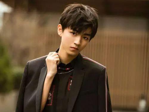 王源伯克利好友爆料视频,校园生活趣事大曝光!  第3张 王源伯克利好友爆料视频,校园生活趣事大曝光!  第3张